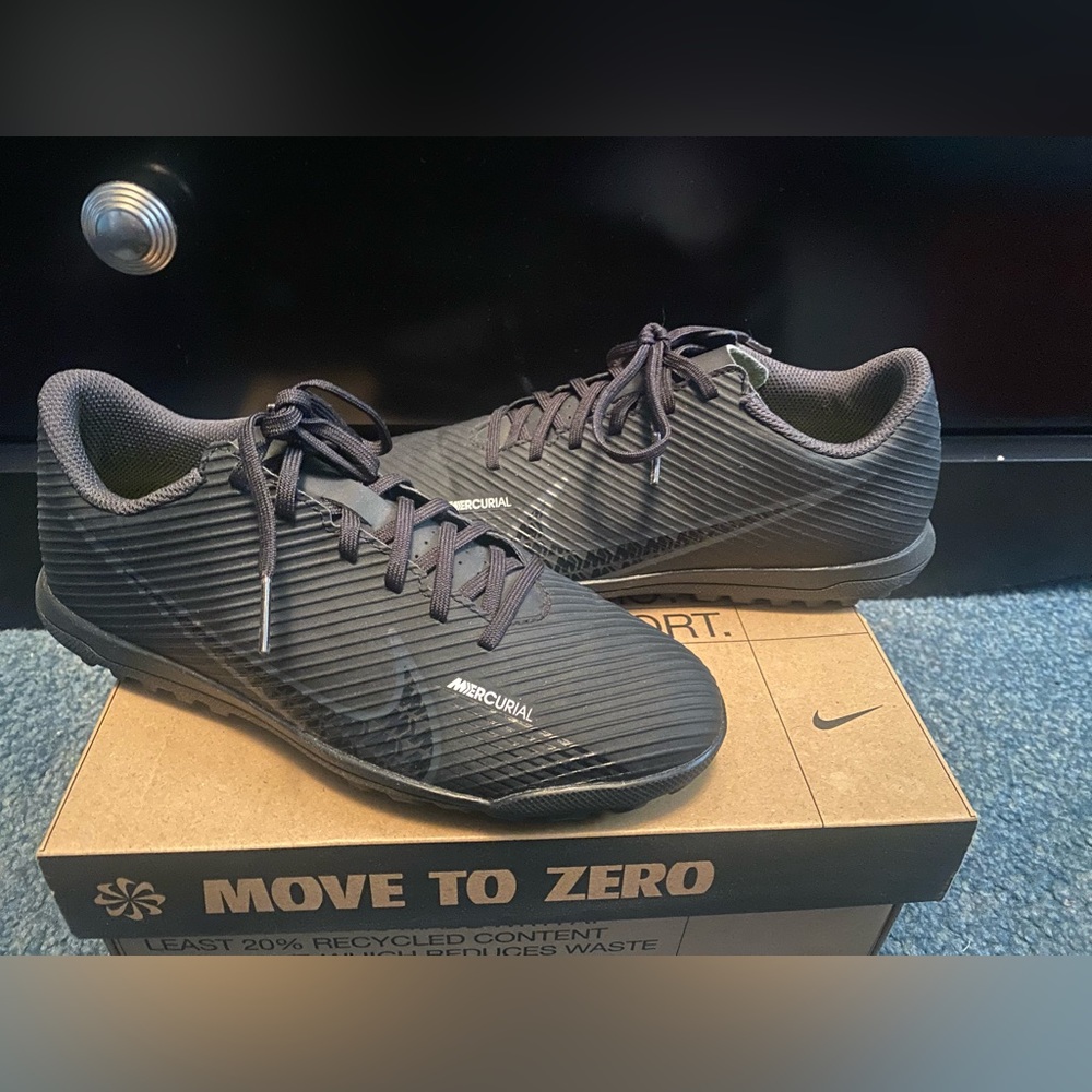 Women’s Nike Indoor Soccer Cleats